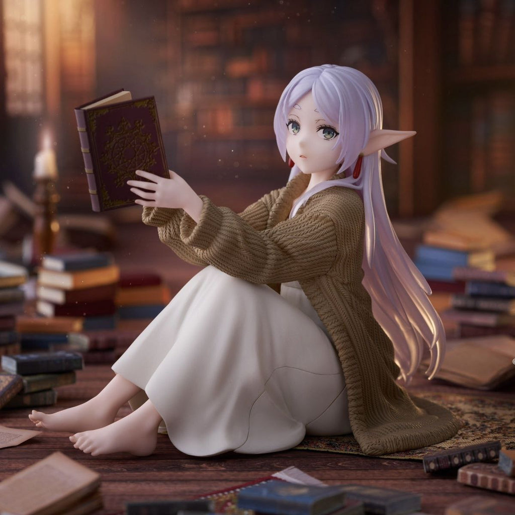 Frieren loungewear instant noodle press figurine, anime girl desktop computer case ornament.