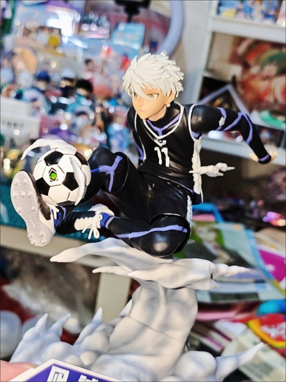 Premium Blue Lock Nagi Seishiro Figure Statue Ornament 1/7 Scale