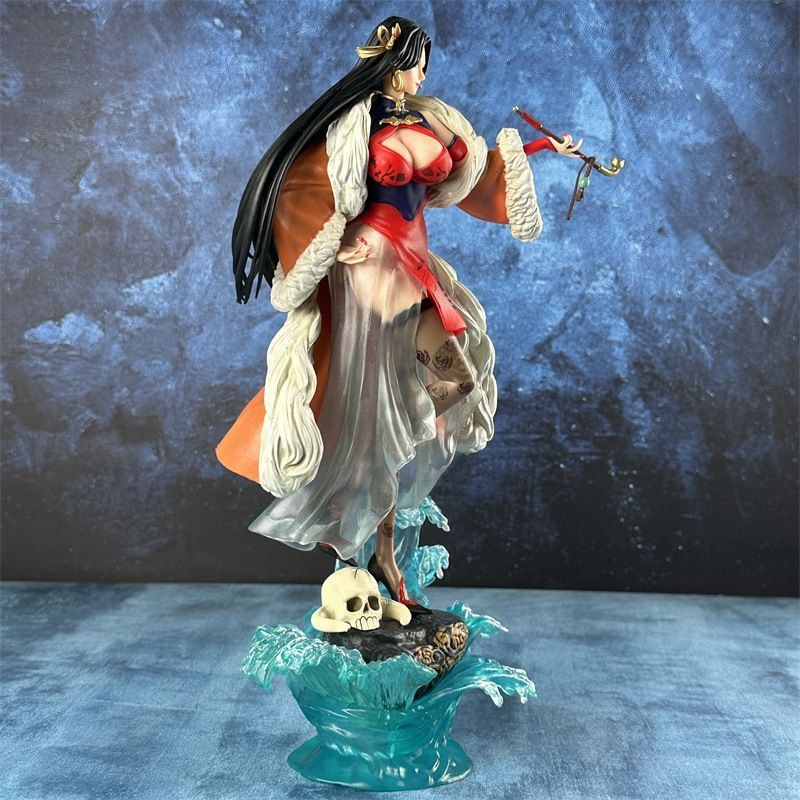 One Piece GK Chinese Style Cheongsam Empress Hancock Christmas Skull Pirate Pipe Anime Figure Model Ornament Asai