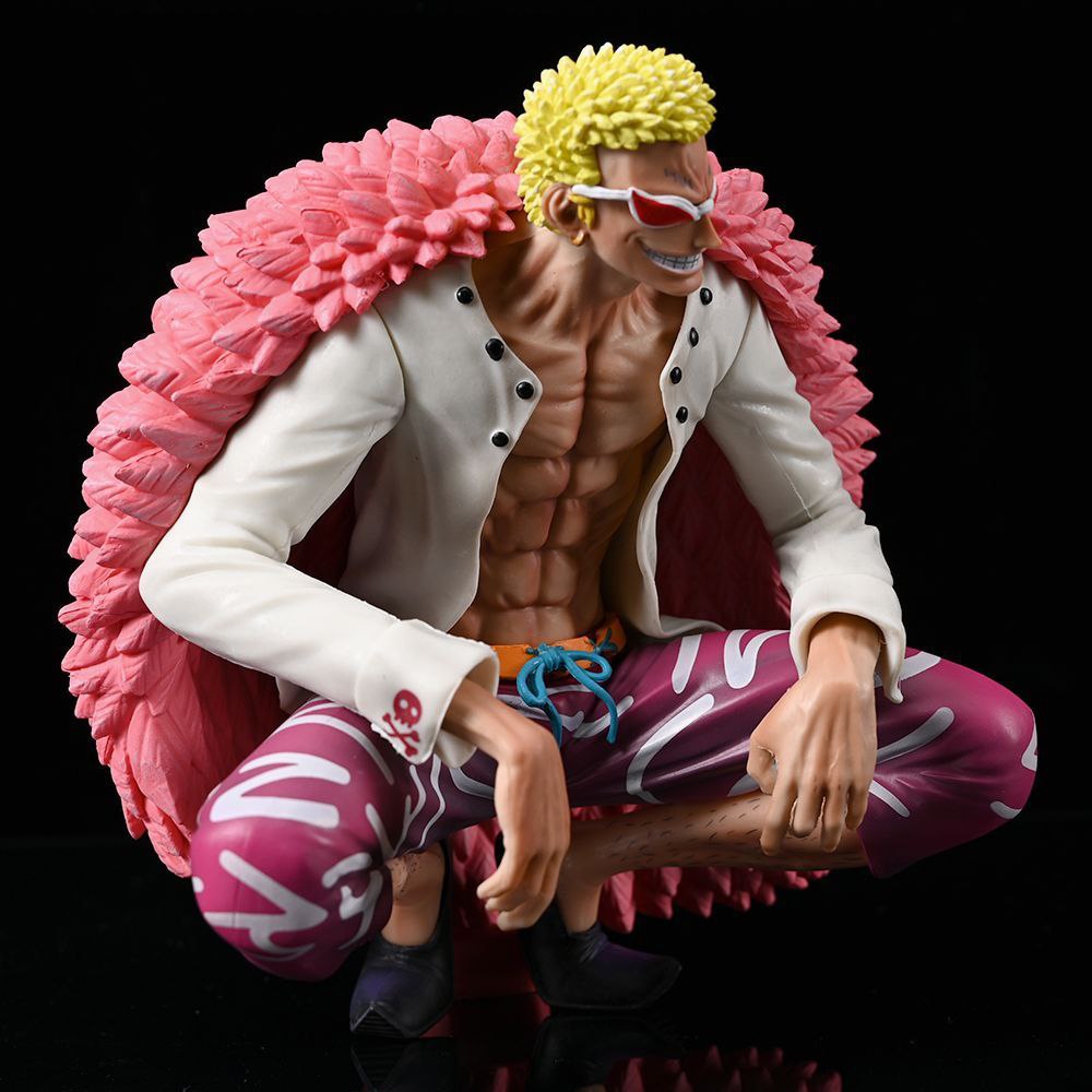 One Piece Shichibukai Doflamingo, crouching double-headed sculpted figure with Devil Fruit powers.