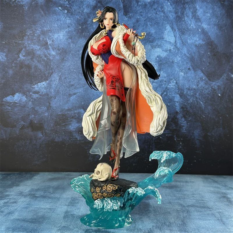 One Piece GK Chinese Style Cheongsam Empress Hancock Christmas Skull Pirate Pipe Anime Figure Model Ornament Asai