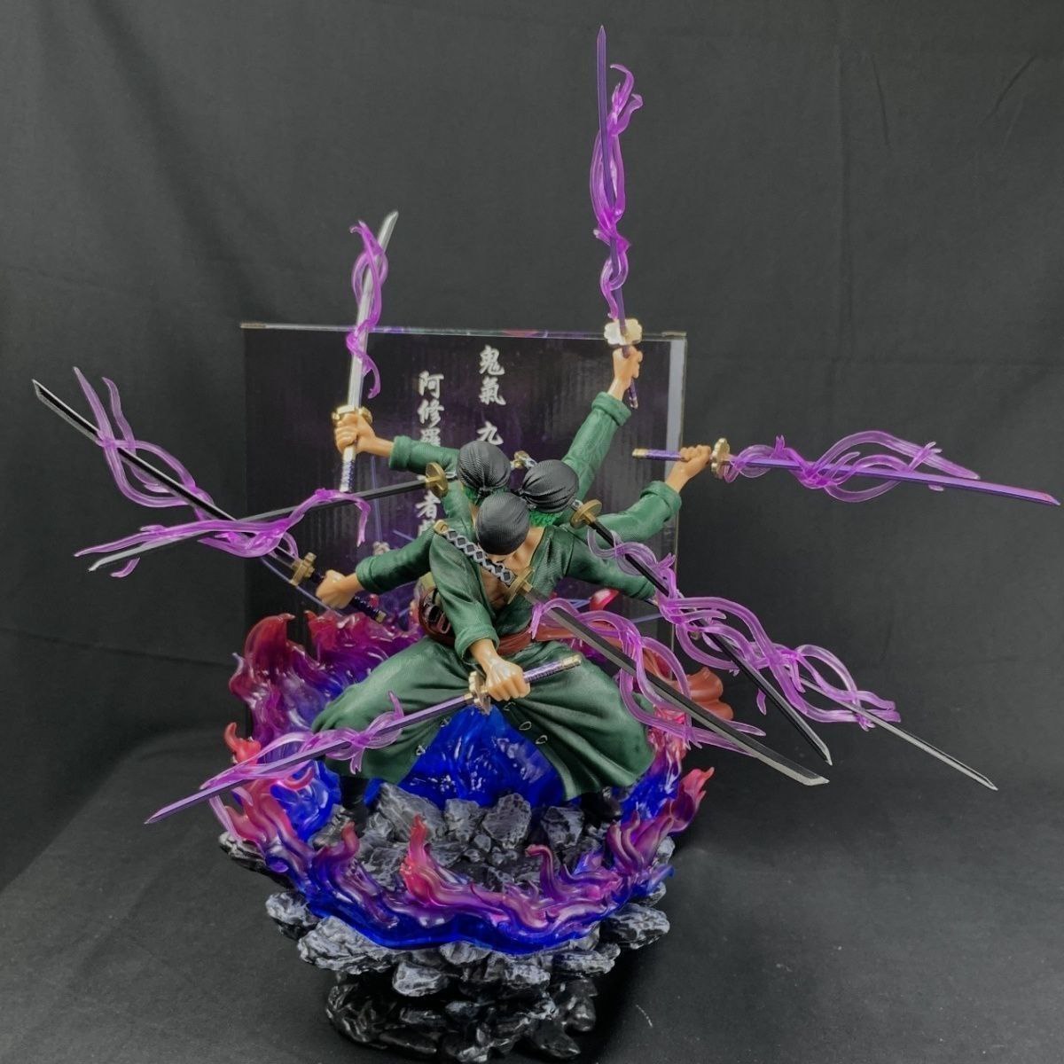 Oni Island Ashura Three-Headed Six-Armed Nine-Sword Style Zoro One Piece GK Wano Country Oni Aura Nine-Sword Style Zoro Model