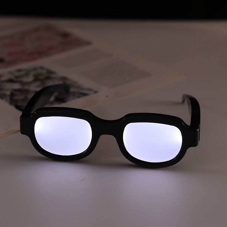 Funny and silly cosplay Conan-style LED colorful light-up glasses tracking toy for clubbing and photo props