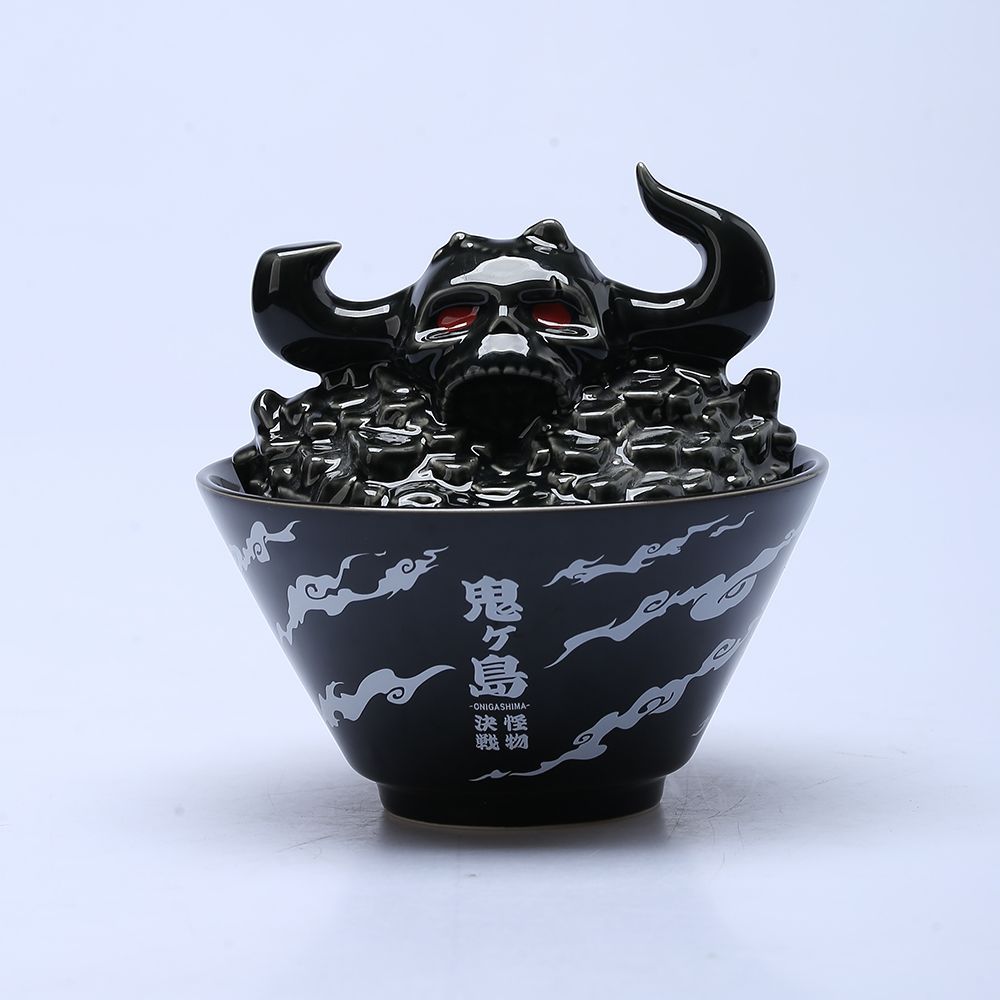 Authentic export overstock One Piece Onigashima Kaido ceramic instant noodle bowl with lid, heat-resistant, and customizable for home use.