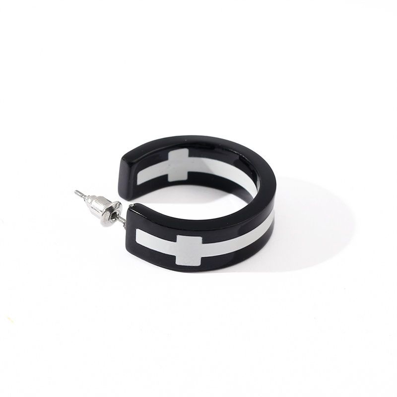 Anime merchandise, Tokyo Revengers Takashi Mitani's style earrings, cool anime/cosplay trendy and versatile earrings