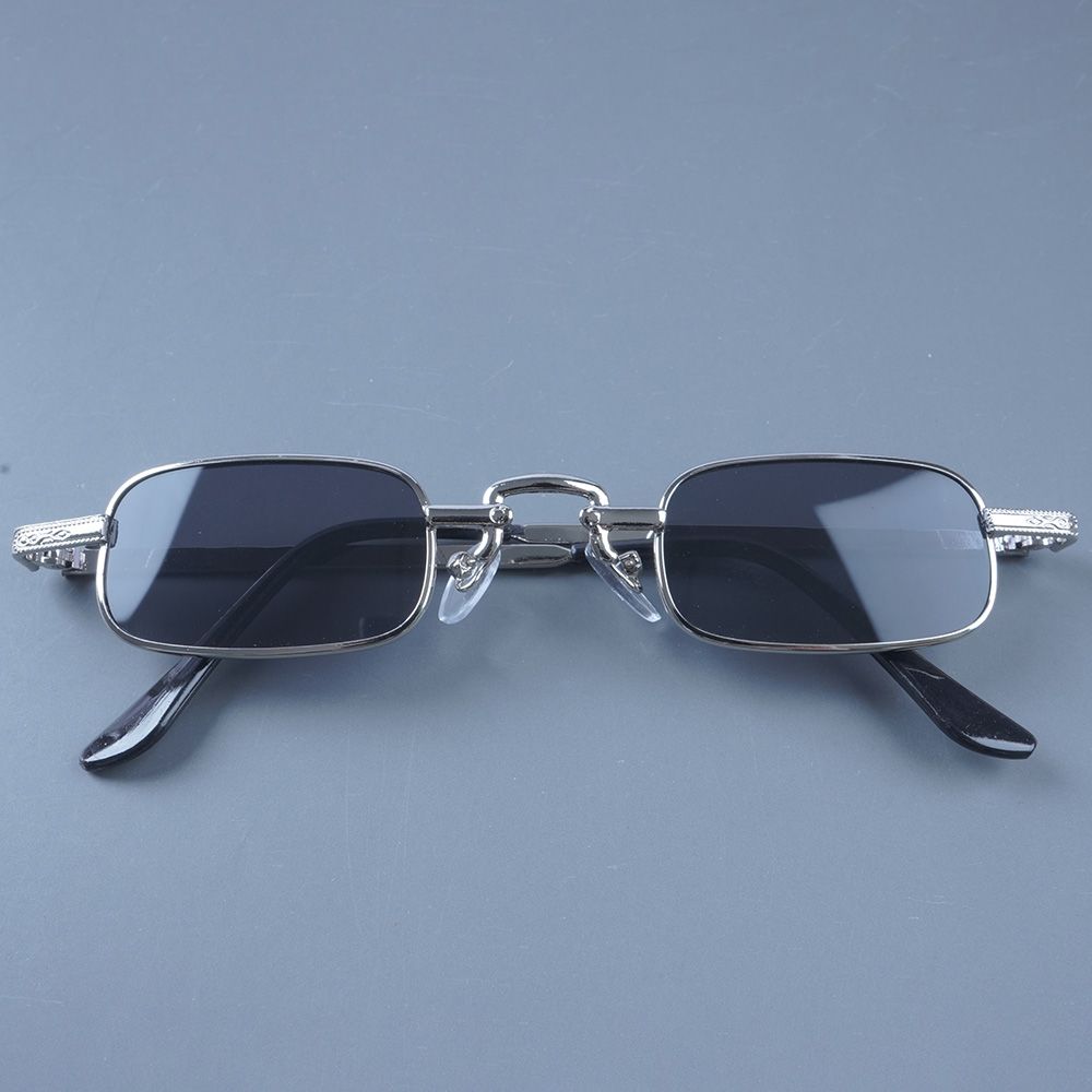 Anime Jujutsu Kaisen Gojo Satoru cosplay glasses, TikTok influencer Pan Niang small square frame sunglasses, retro sunglasses