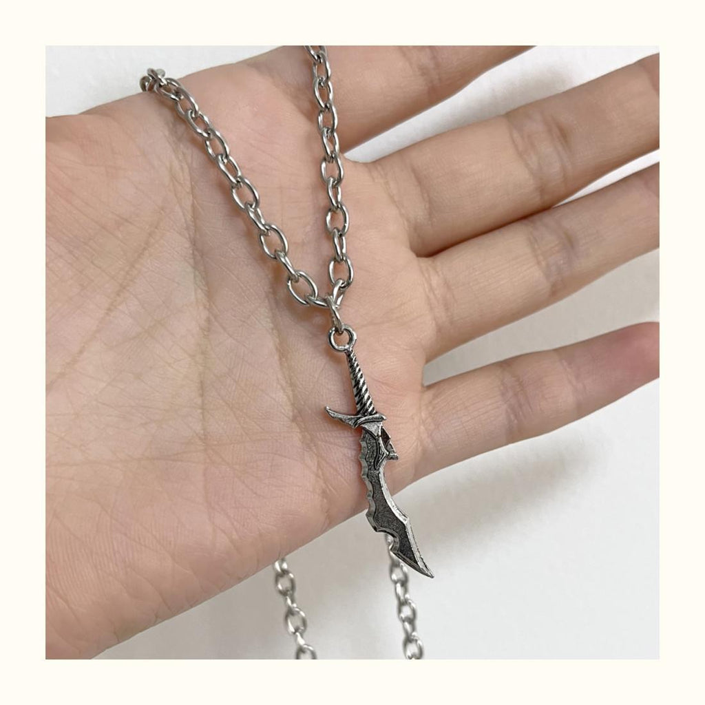 Anime "I Upgrade Alone" Cheng Xiaoyu, Mizushino Shun Weapon Model, Short Blade Necklace Pendant Jewelry