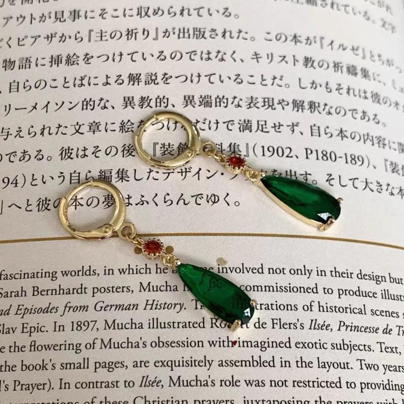 Howl's Moving Castle anime earrings, green crystal cosplay ear clips/hoops/jewelry.